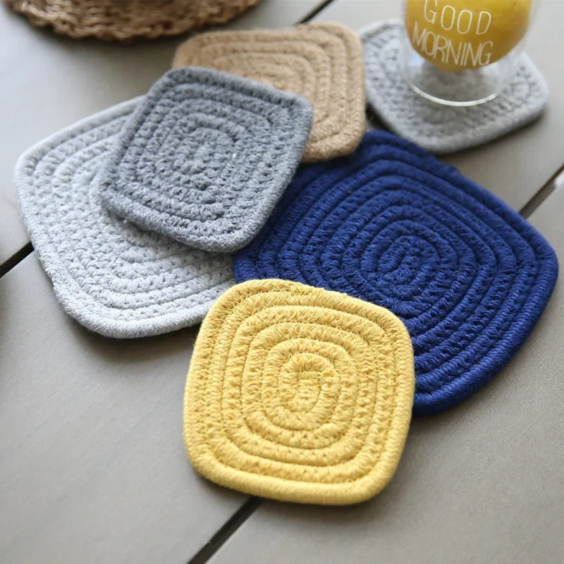 MintHome Simple Cotton Thread Coaster, Square Heat-insulating Placemat, Artistic Style Bowl and Plate Mat, Thickened