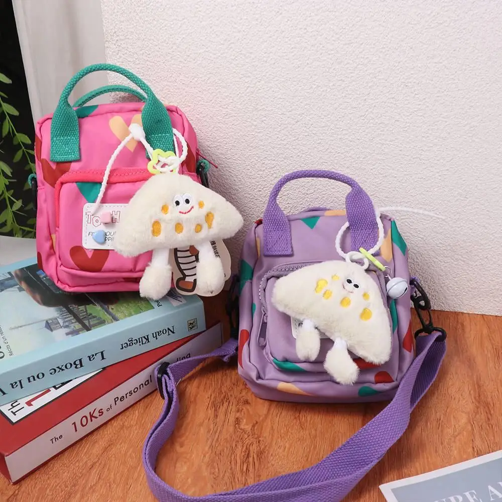 

Korean Style Crossbody Shoulder Bag Love Heart Printed with Pendant Mini Dopamine Handbag Fashion Color Contrast