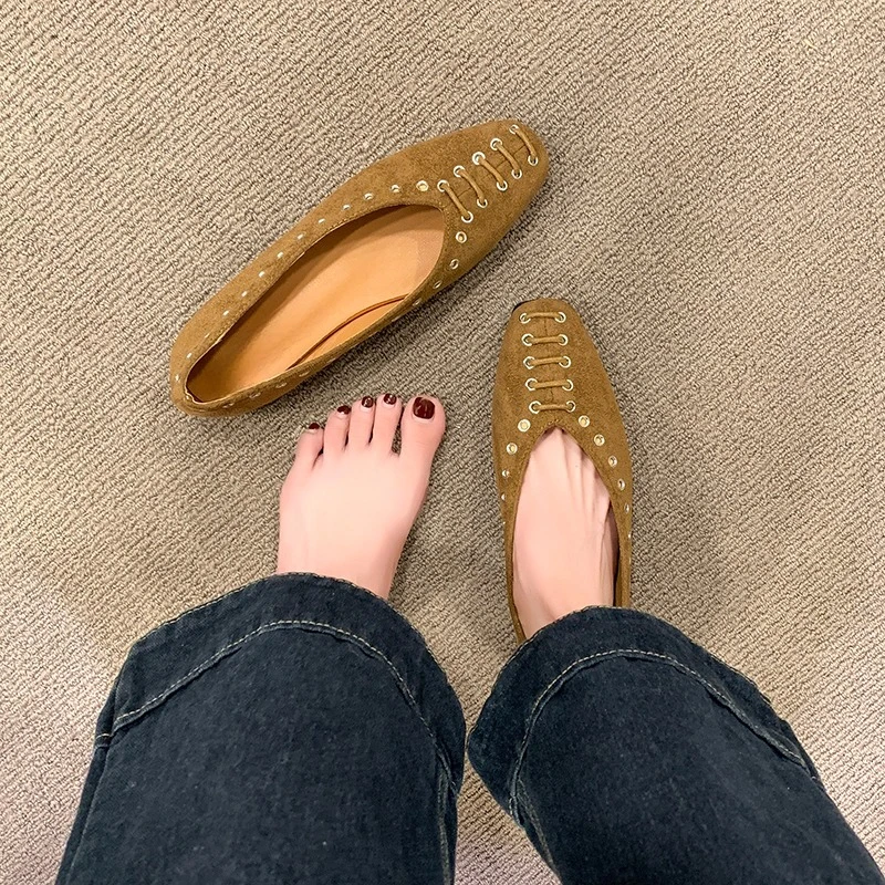Soft Sole Square Toe Single Shoes Spring Scrub Leather Pumps New Commuter Rivet Slip-On Flats for Women