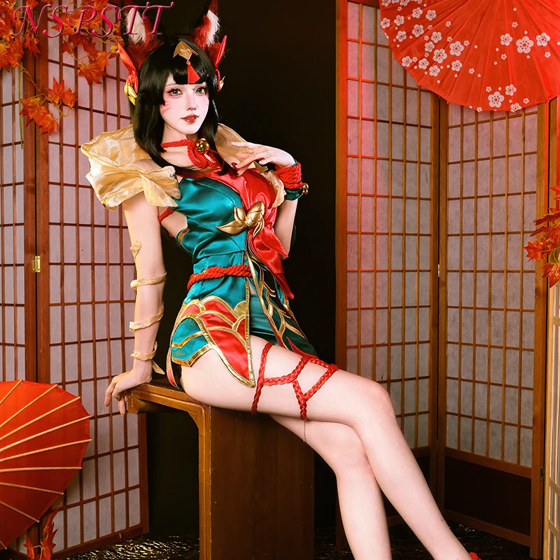 Ahri "After Hours Spirit Blossom Springs" Cosplay Costume, Fox Spirit Robe with Goldfish Tail, Anime Outfit for Halloween Party view 4