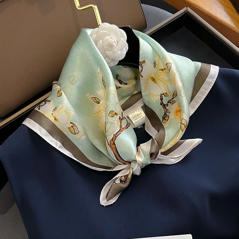 100% Foulard en soie véritable femmes imprimer foulards carrés Hijab Foulard Pashmina Poncho châle enveloppement Foulard Bandana Echarpes Bufanda