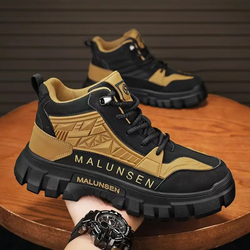 

Vintage Men's Ankle Boots 2026 Spring Comfortable Non Slip Men Hiking Shoes Loafers Outdoor Climbing Shoes Botas Zapatos Hombre