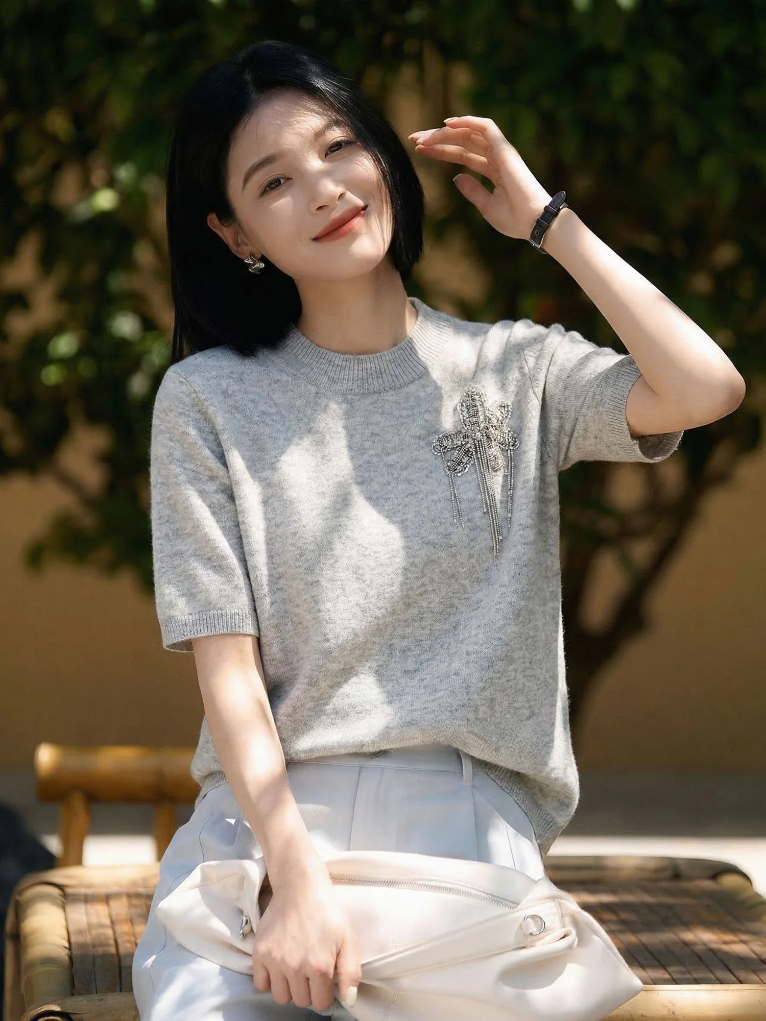 

Кашемировая трикотажная футболка Chivirin с коротким рукавом и круглым вырезом, женская летняя свободная универсальная повседневная модель, элегантный топ, стройнящий силуэт