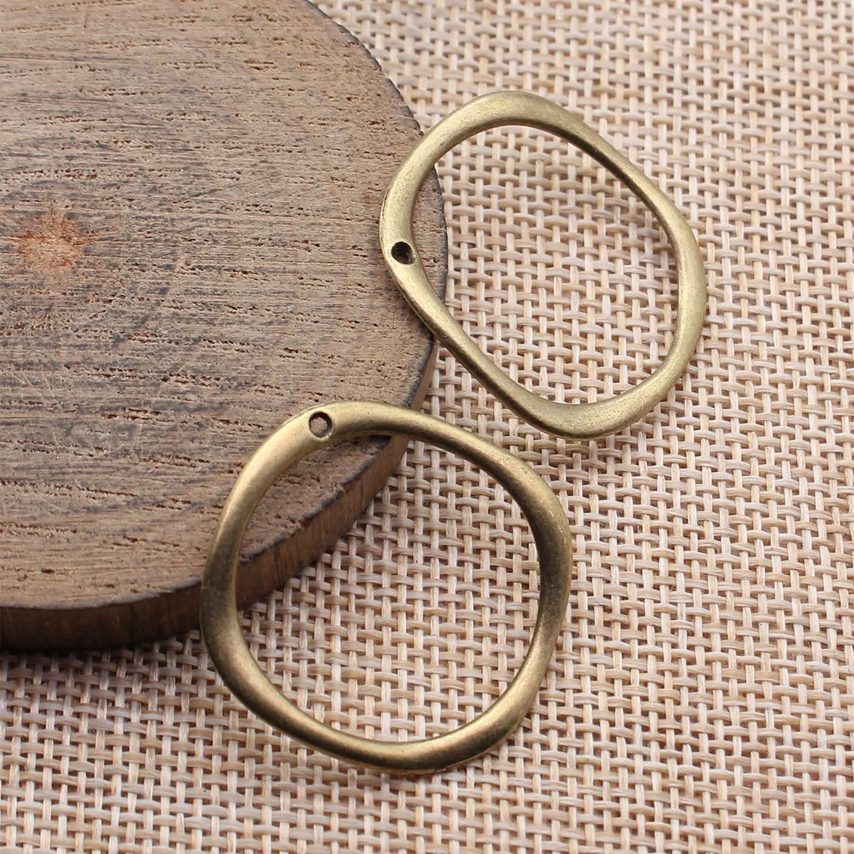 10pcs 30x29mm 5 Colors Hollowed-Out Geometric Circle Pendant Handmade Jewelry Making Accessories