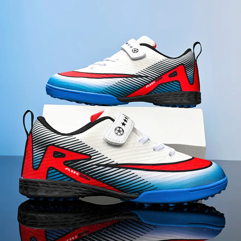 

Hot Selling Fashion Blue Indoor Turf Soccer Shoes Size 31-40 Chiidren's Football Sneakers Breathable Futsal Training Shoes Kids