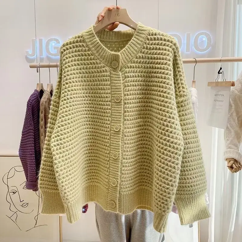 Autumn and Winter Fashion New Women's Elegant Knitted Cardigan Sweater Thickened Warm Casual Long Sleeve Sweater