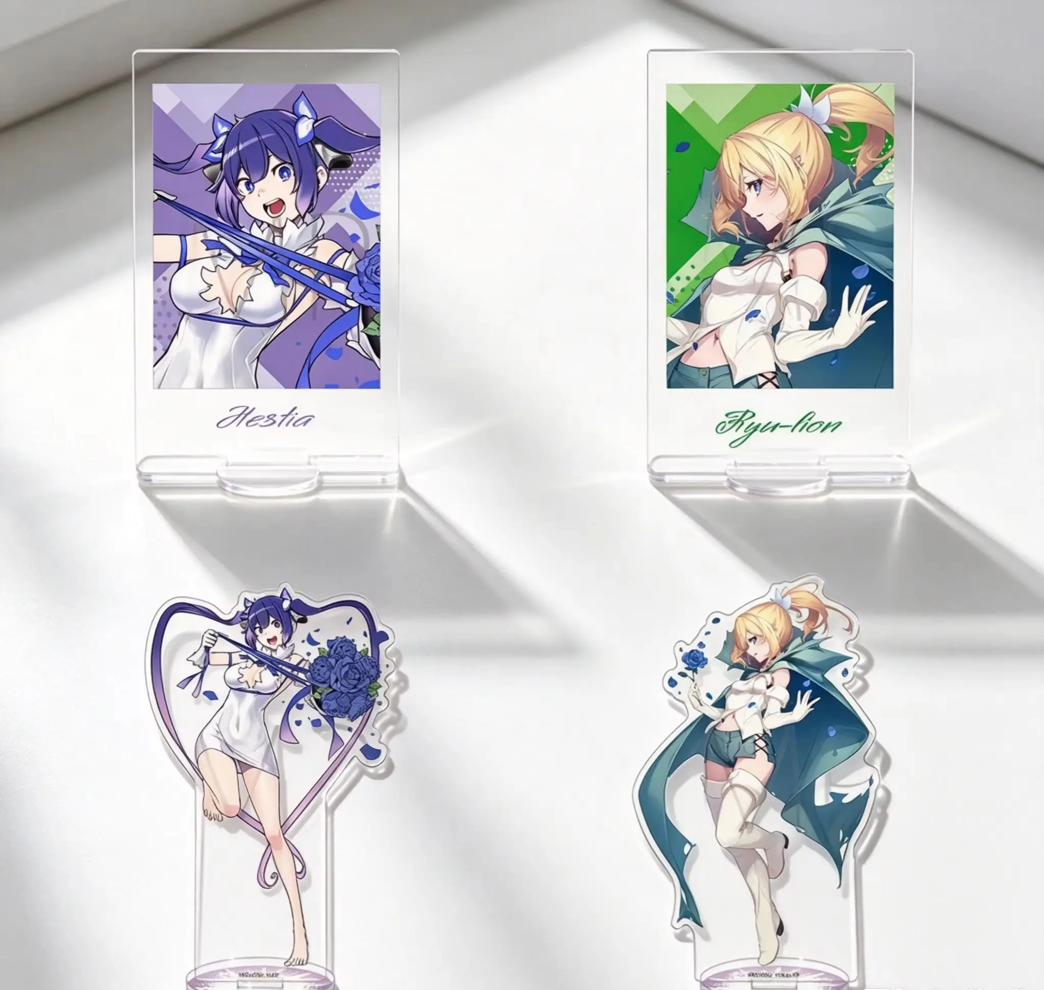 15CM Anime Is It Wrong to Try to Pick Up Girls in a Dungeon? Acrylic Keychains Standing Sign Board Desk Decorations Holiday Gift