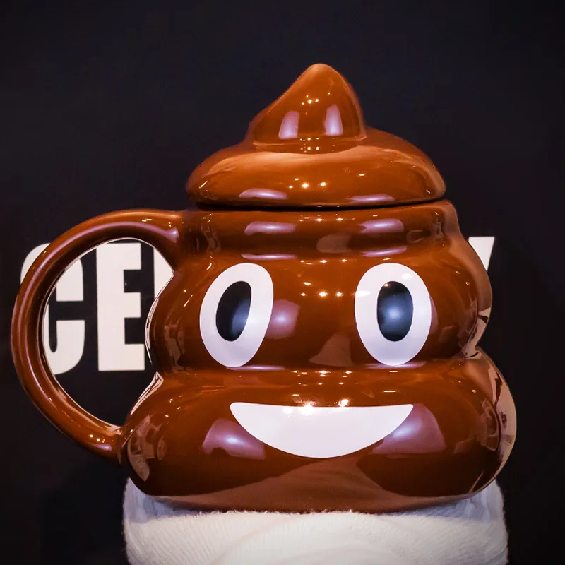 كوب براز إبداعي مضحك جديد من Miniso ، كوب ماء سيراميك ، كرتون أنيمي ، كأس عالي السعة ، هدية عيد ميلاد ، بابا من من من من من من من من من من من