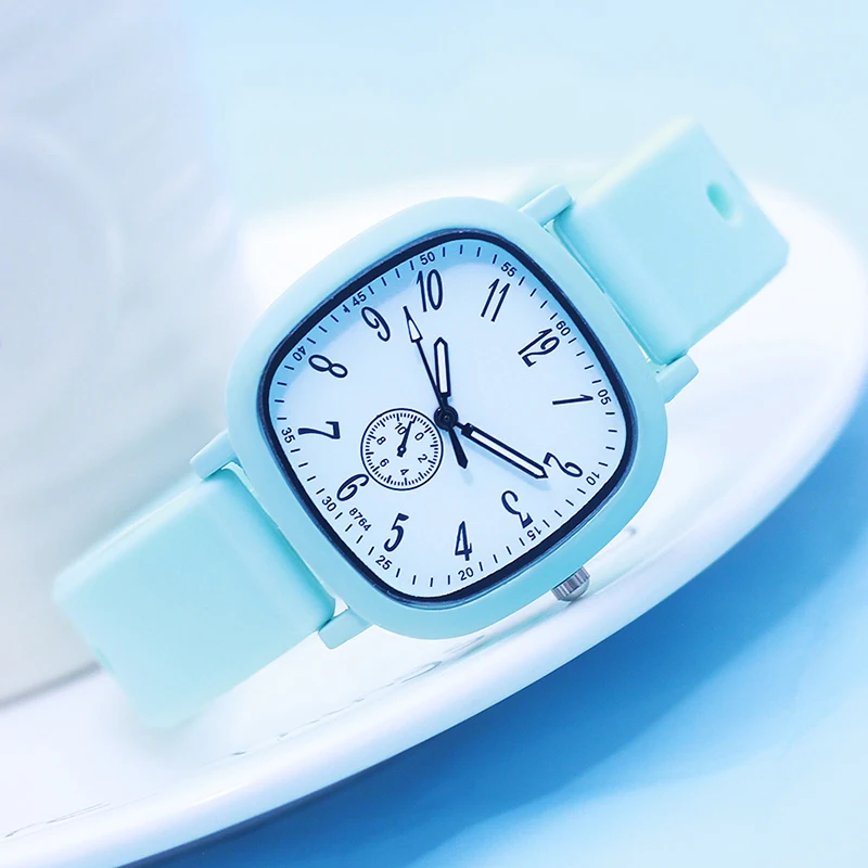 

2024 new children kids fashion digital watches boys girls adults Jelly color soft rubber watches students study simple watches