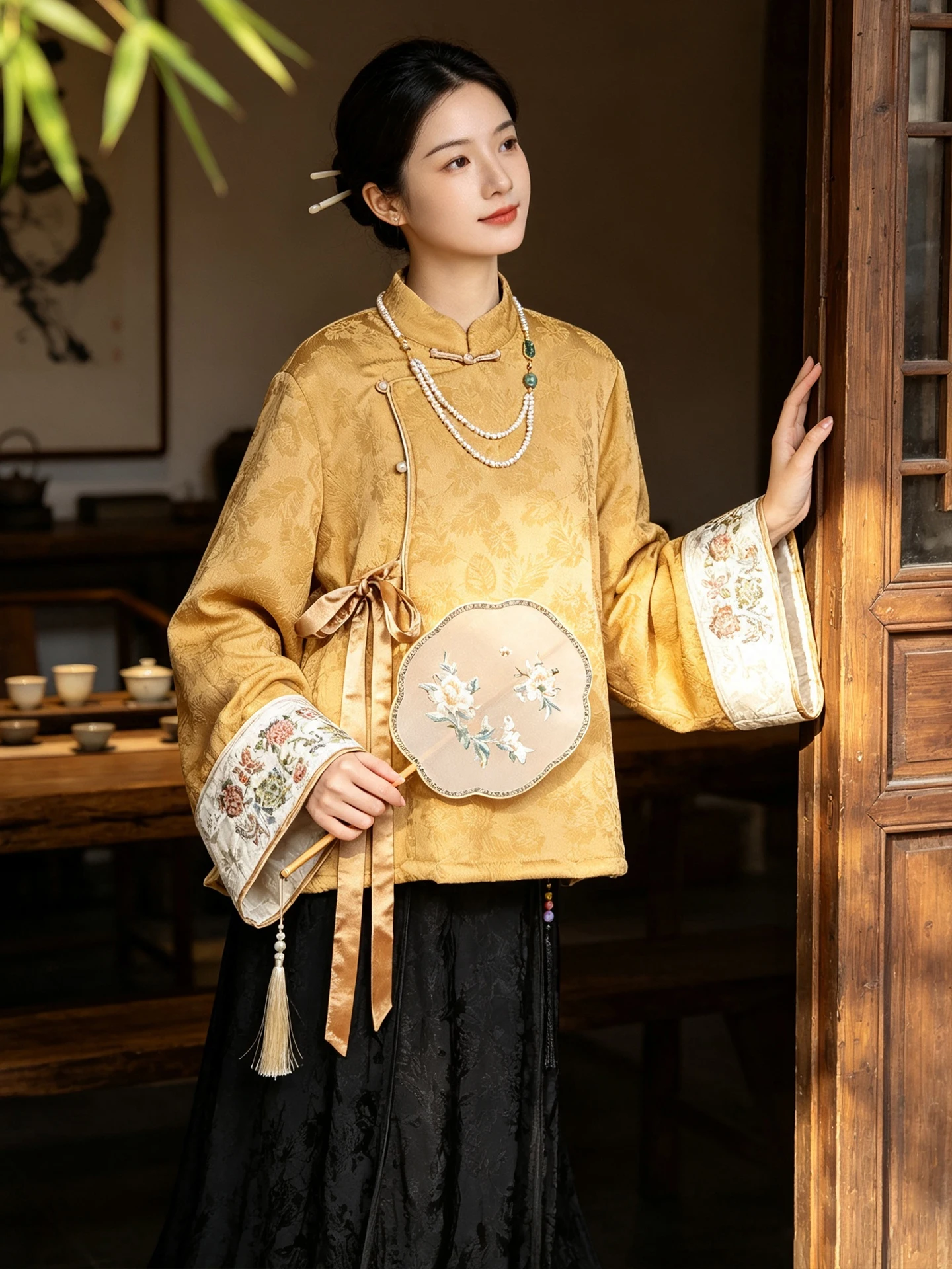 New Chinese Style Commuter Cotton Jacket Embroidered Floral Patterned Fleece Lined Mid-Length Tea Costume Women's Coat