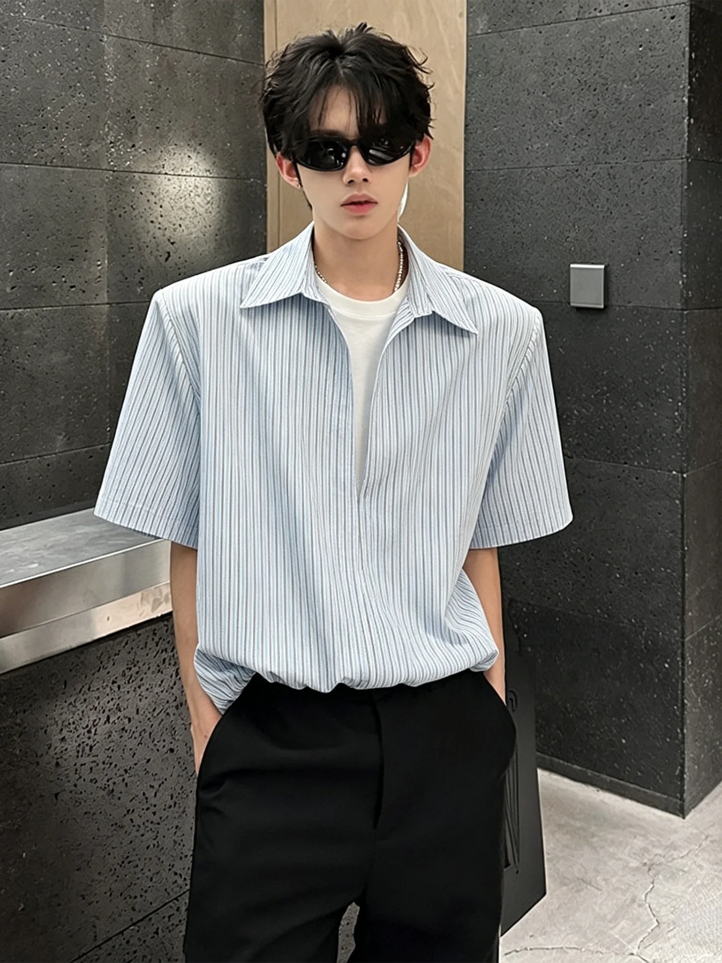 Men's V-Neck Stripe Ice Silk Short Sleeve Shirt Casual Loose Fit Summer Fashionable Shirt Breathable Comfortable Lightweight