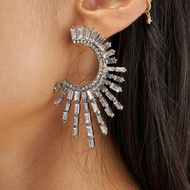 Sunflower C-shaped earrings light luxury rhinestone earrings stage catwalk accessories womencolorful crystal bold vintage
