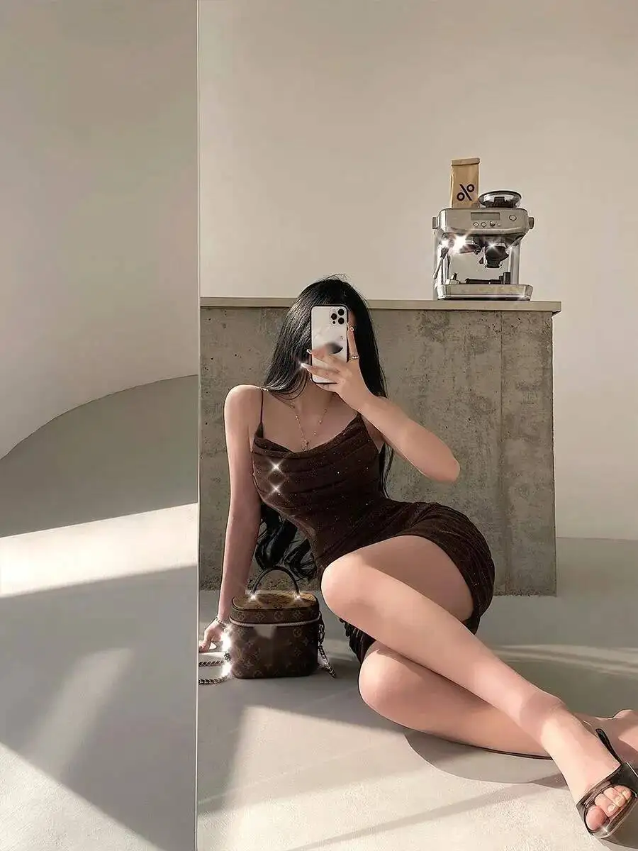 الرغبة النقية مثير يتأرجح طوق رش شبكة فضية مطوية حقيبة الورك فستان بحزام أنيق قصير موضة مثير النساء بلايز J0CI