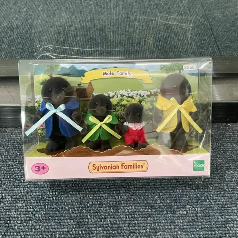 Sylvanische Families Anime Figuur Koe Familie Actie Figuren Meisje Beeldje Kawaii Model Hanger Schattig Verjaardagscadeau Voor Kinderen Speelgoed