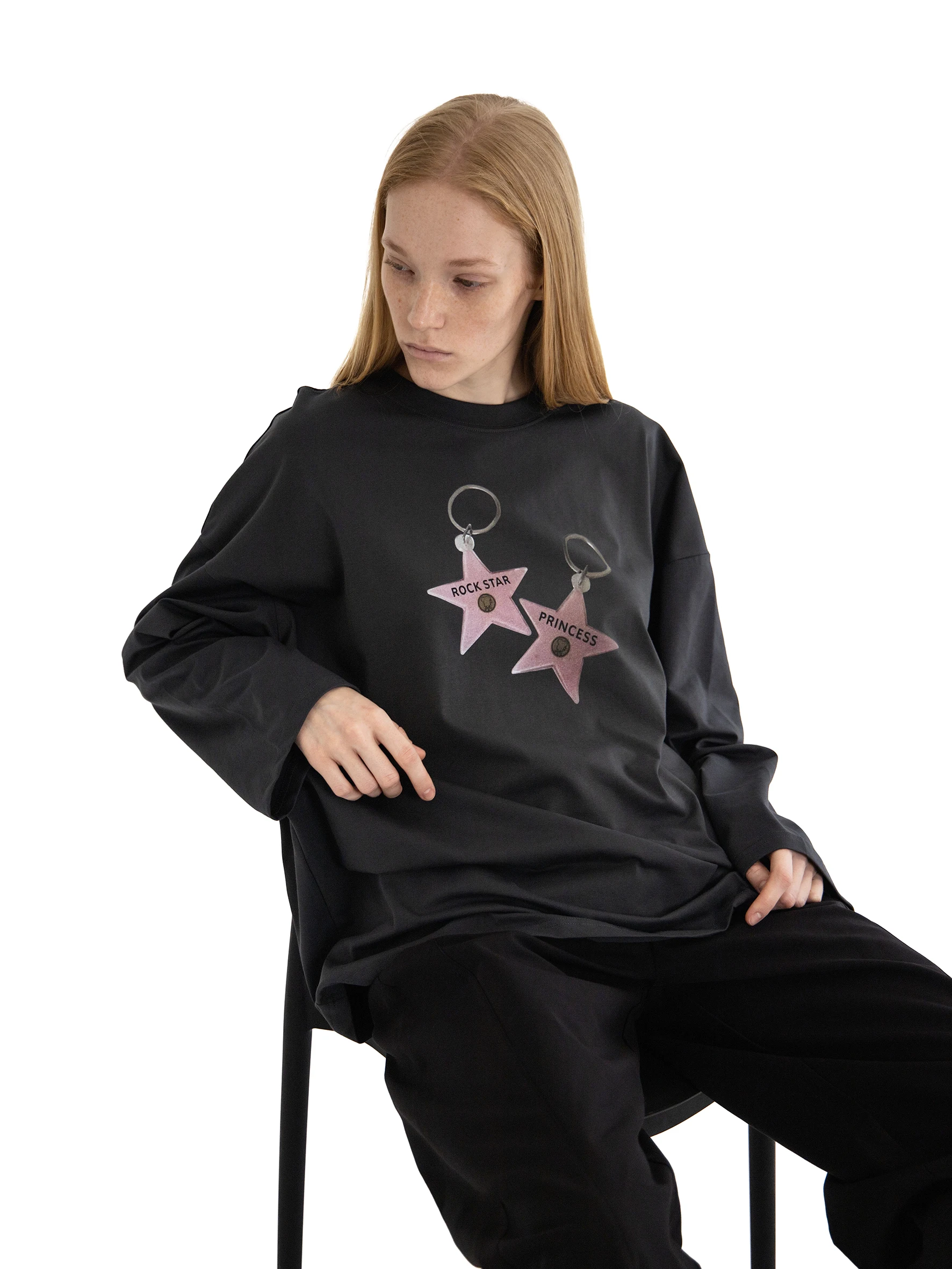 

Футболка с длинным рукавом LarvaCosmos Collage Series, повседневная, свободного кроя, из смесового хлопка и полиэстера, с принтом, круглый вырез, с брелоком в виде звезды