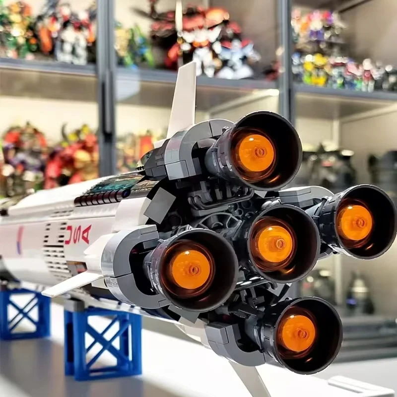 Hot Toys In Stock Apollo Saturn V Building Blocks Space Rocket Building Blocks Children's Decoration Birthday Christmas Gifts