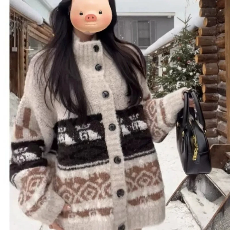 

Pattern Contrasting Knitted Cardigan Top for Women Loose and Lazy Style Stand Up Collar Sweater Jacket