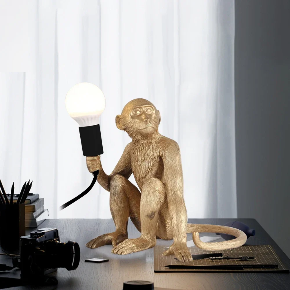 Monkey Table Lamp Sitting Monkey Light Creative Desk Lamp Vertical Resin Table Light Gift for Home Office Bedroom Décor