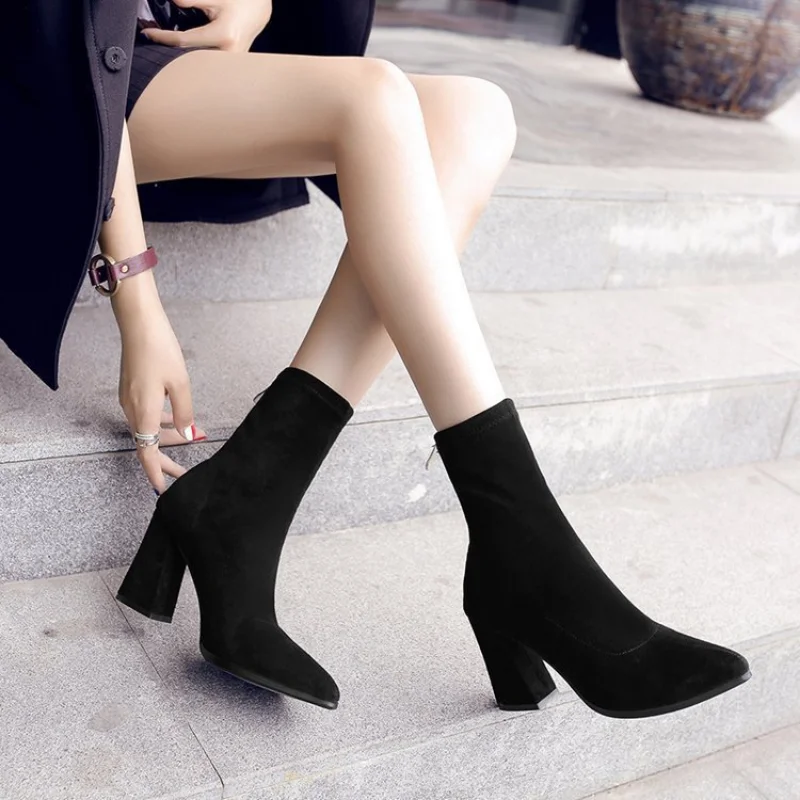 2022 Winter New Thick Heel Suede Pointed Shoes Women\'s Warm Fashion High Heels Sexy Versatile Short Boots Botte Femme Hiver