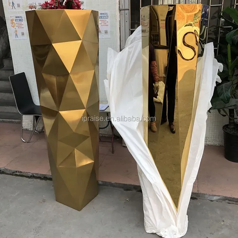 Luxury Home Decor Stainless Gold Large Planter Pot / Big Outdoor Flower Pots / Metal Tall Flower Vase for living room