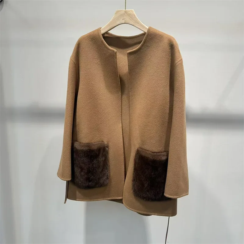 

Women'S Reversible Double-Faced Wool Coat With Round Neck, Patchwork Design, Mink-Fur Pockets, And Wool Blend Fabric