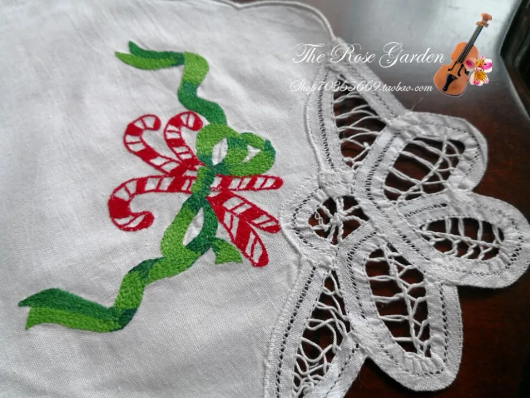 2PCS Christmas Bread Napkin White Embroidered Napkin Handkerchief 43cm