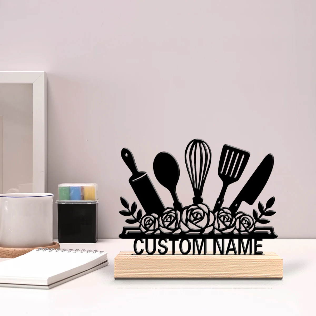 1pc Cute Personalized Custom Kitchen utensils Metal Statues Wooden Base Bar Decor for Kitchen Dining Room Modern Rustic Themes