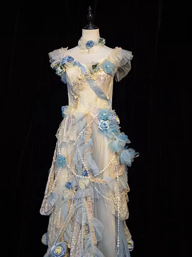 

Yunnan Xinjiang Bride Travel Photography Floral Wedding Dress Handmade Gown European Style Girl Photography Portrait Dress