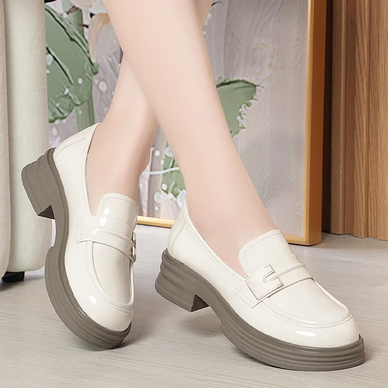 Chunky Loafers Shoes 2024 봄 여성 일본식 슬립 온 블랙 싱글 펌프스 신발 여성 패션 걸스 두꺼운 단독 힐