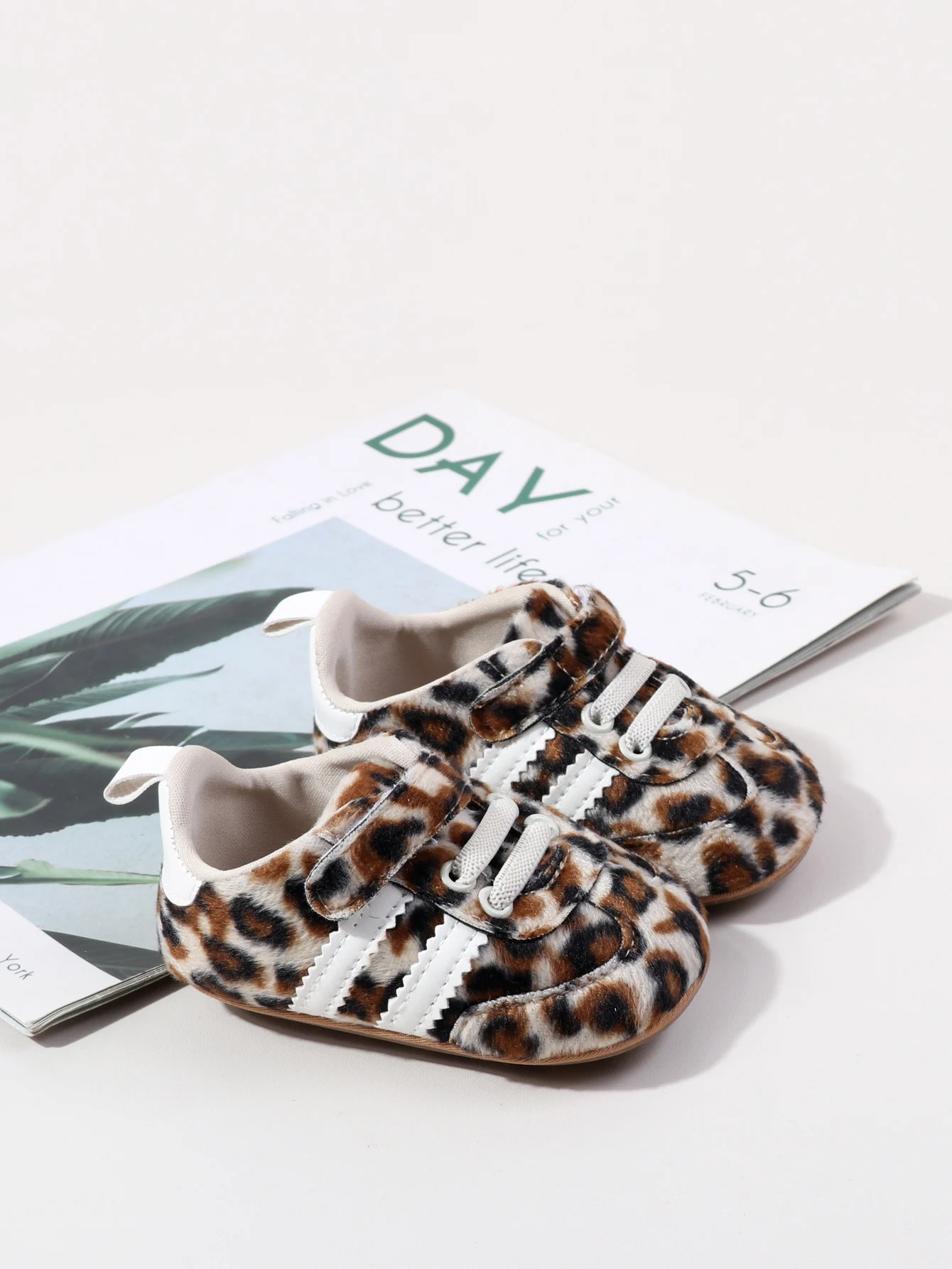 Modische Schuhe mit Leopardenmuster für Babys und Kleinkinder, erste Schritte im Innen- und Außenbereich, für 0-1 Jahre, weiche Sohle – Detail 12