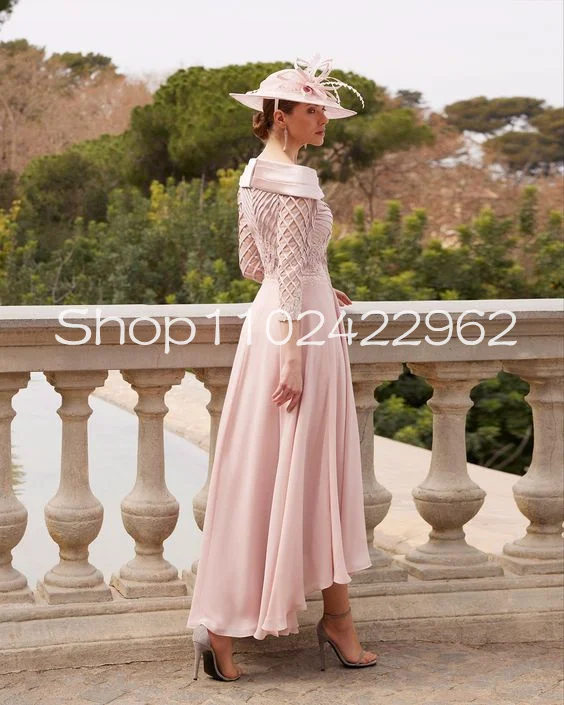 Bateau neckline chiffon Mother of the Bride and Mother of the Groom Wedding Outfits Chiffon stain party guest dress