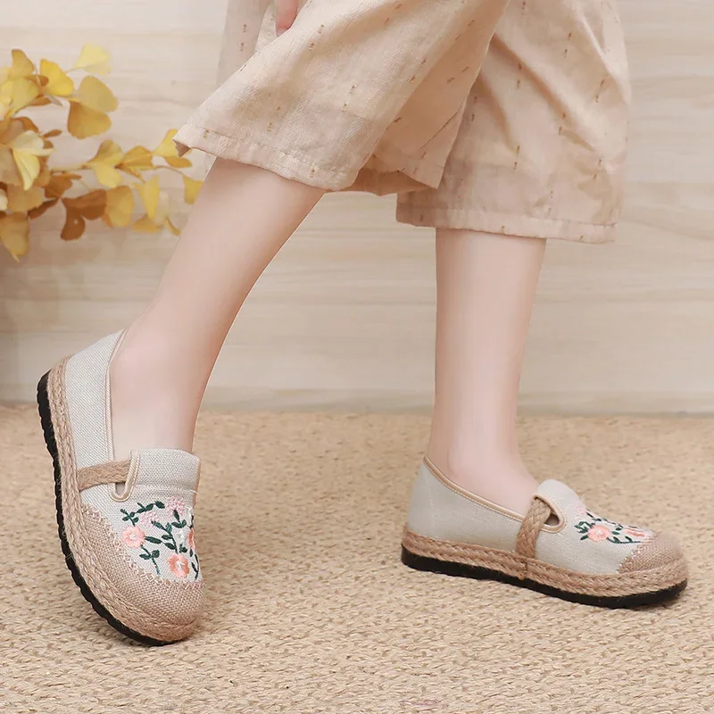 2025 New Women's Linen Fabric Flat Shoes Ladies Casual Shoes Comfortable Low-Top Shoes Travel Casual Shoe
