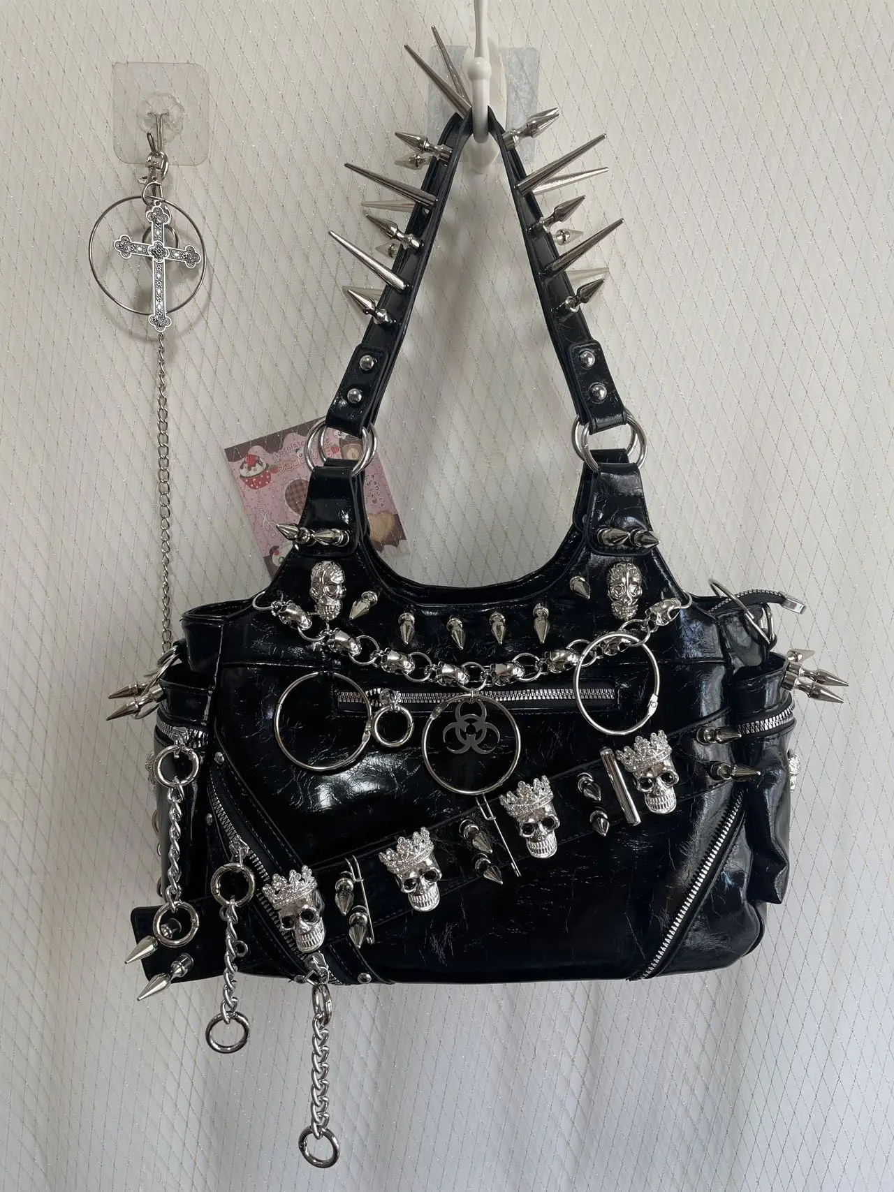 Gothic Spiked Skull Shoulder Bag Y2K Punk Chain Handbag Black Faux Leather Rivet Purse Alt Streetwear Bag Goth Aesthetic Gift