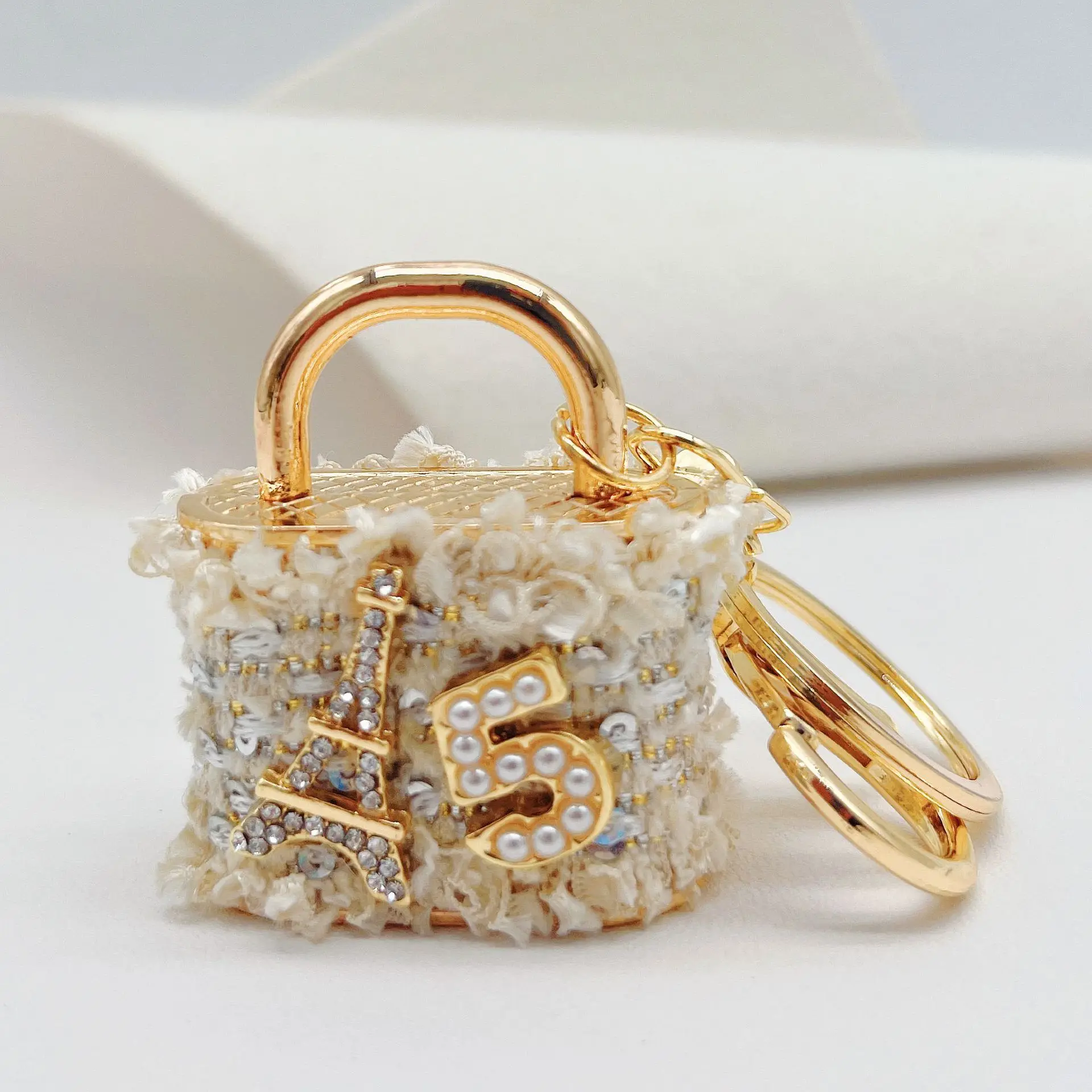 Cute Mini Coin Purses Keychain with Eiffel Tower and Number 5 Small Earphone Box Fabric Bag Key Ring