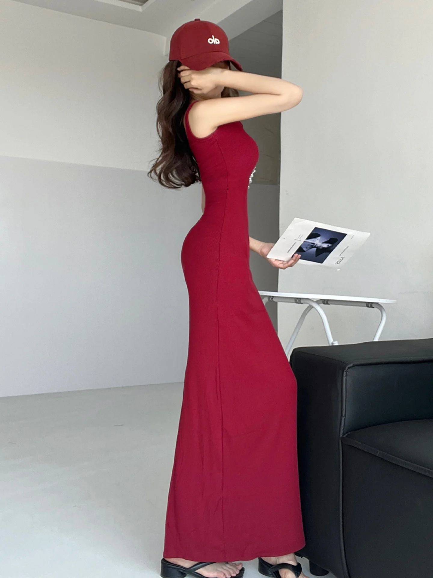 

Красный жилет с завязкой на талии, длинная юбка, сексуальная верхняя одежда, базовое платье с высокой талией, летний U-образный вырез, чистый цвет Dr