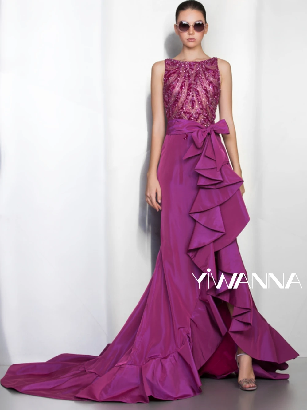 

Beaded Ruffles Mermaid Long Mother Of The Bride Dress For Wedding Modern Boat Neck Prom Dress New Customized Purple Evening Gown