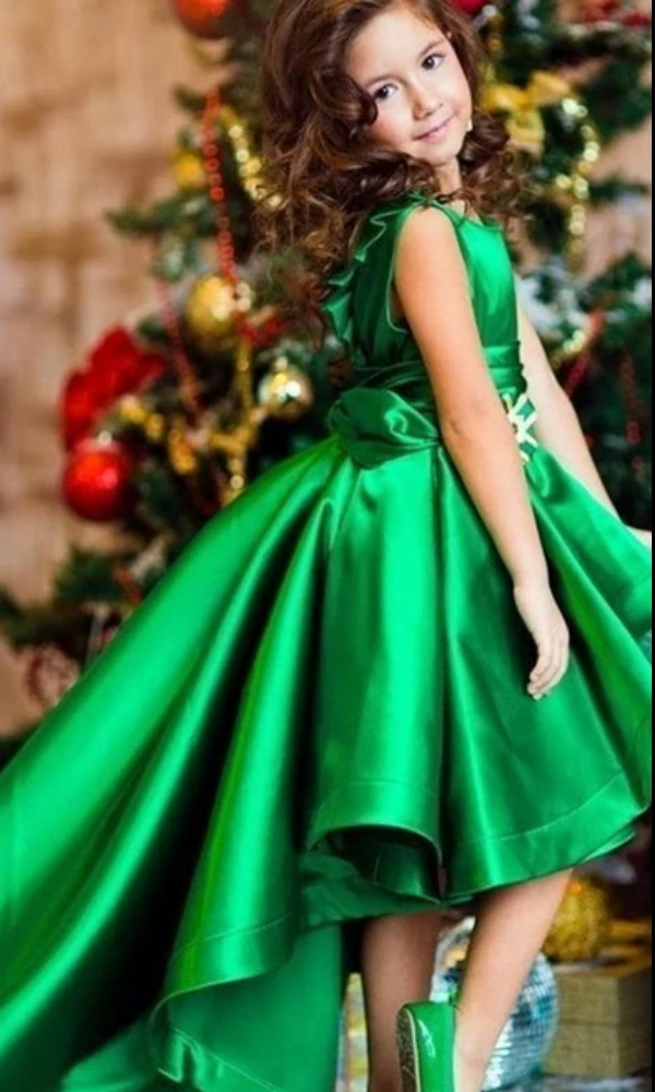 Formal Emerald Green Satin Flower Girls Dresses Crew Neck Cap Kids Celebrity Dresses Girls Pageant Gowns Flower Girl Dresses