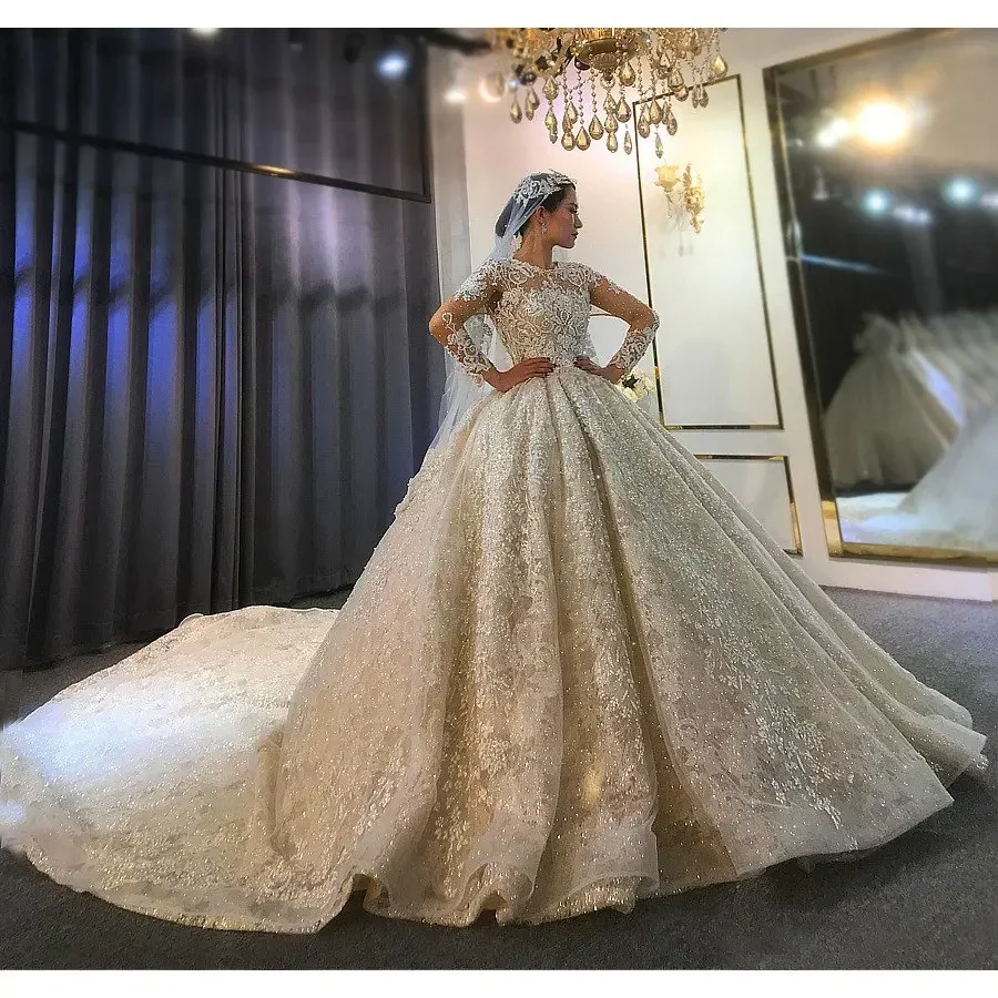 Customized O-Neck Appliques Beads Ballgown Wedding Dress Chapel Train Long Sleeves Plus Size Open Back Luxury Bridal Gowns