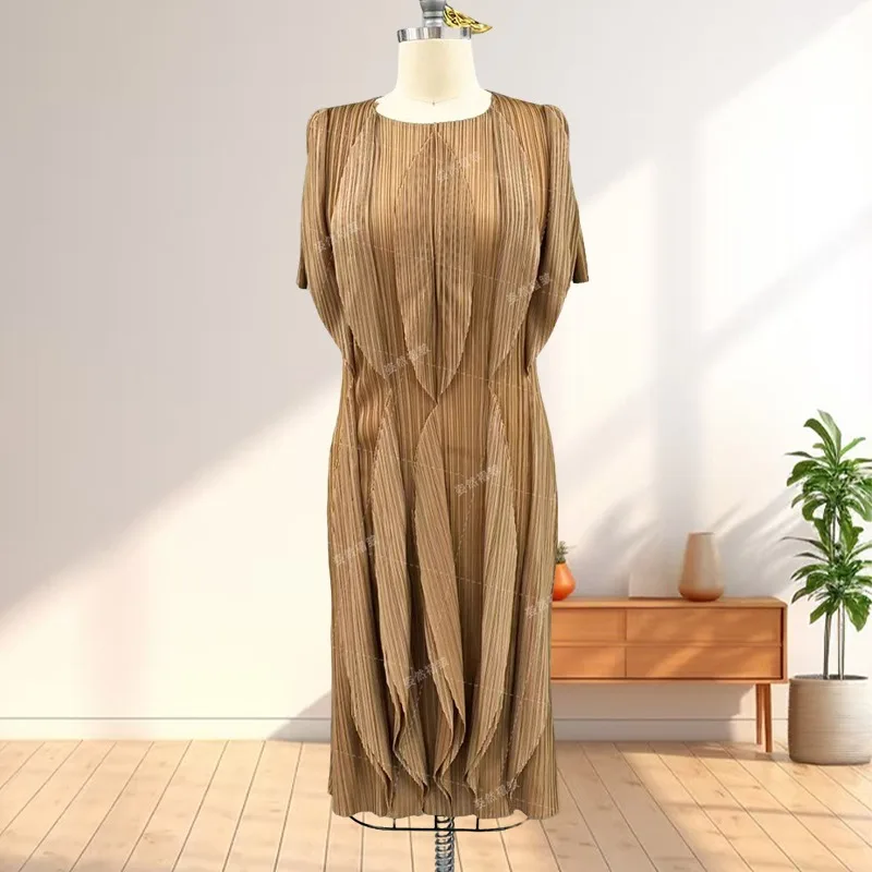 Summer 2025 New Plus Size Women's Miyake Pleated Dresses Casual Long Middle East Africa Prom Formal Dresses Wrinkle-Free