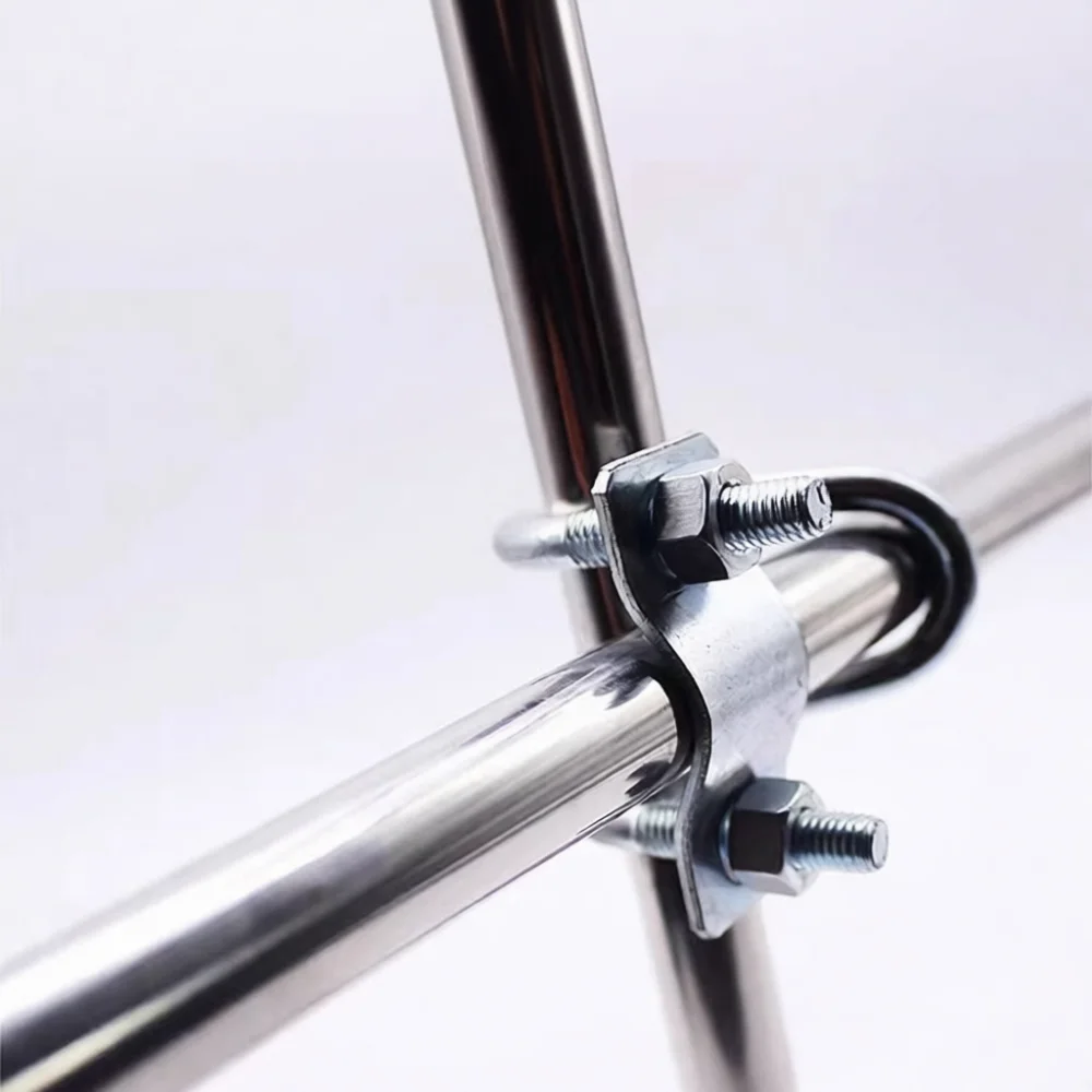 Durable Galvanized Steel Cross Fitting Pipe Clamp Double U Bolt Fastener For Agricultural Livestock Greenhouse Equipment