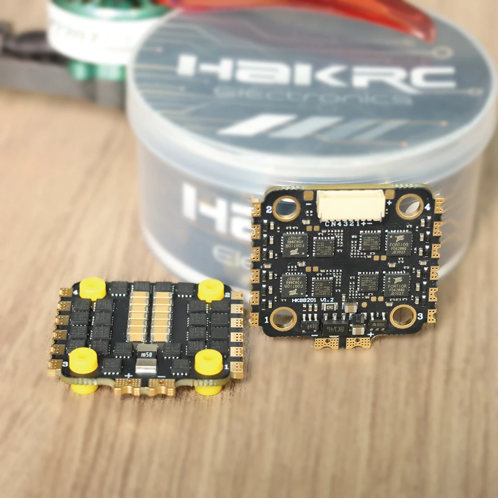 VoidFly HAKRC 8B35A 4-in-1 ESC 2S-6S Lipo Low-Noise PWM Drive Damped Light Regenerative Braking FPV Freestyle Drones UAV Accesso