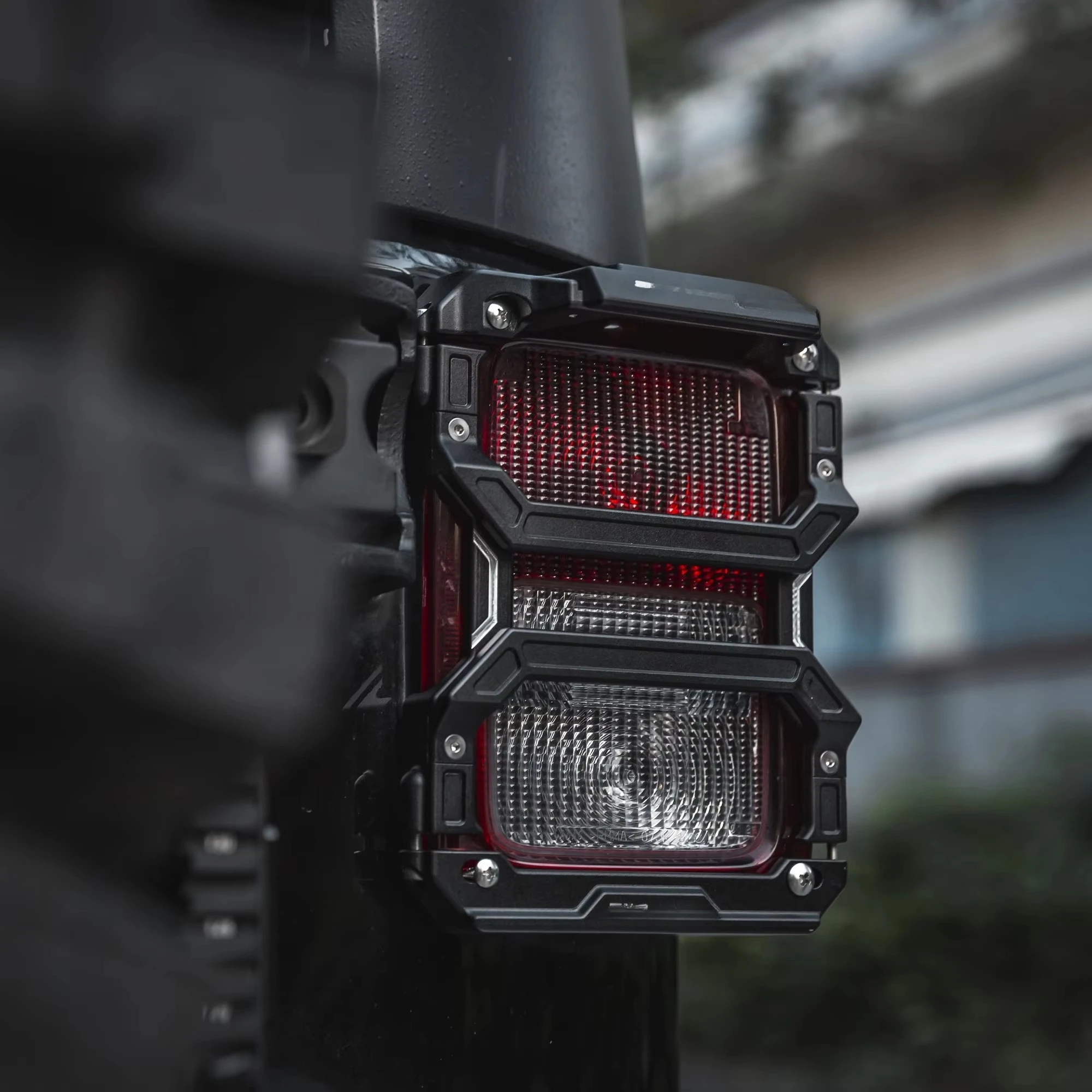 

Fury 2007-2017 JK 4x4 Accessories Cnc Aluminum Taillight Covers CNC Tail Lamp Cover for Jeep Wranglercustom
