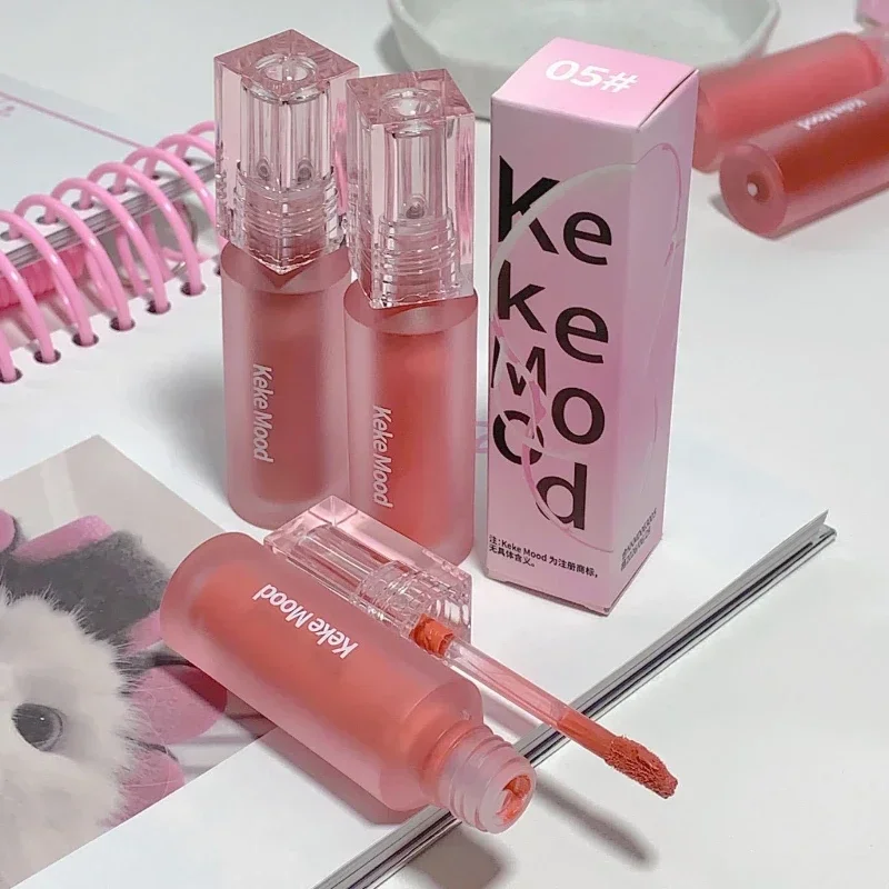 

Cherry Pink Mirror Water Lip Gloss Lip Glaze Transparent Glass Lips Shimmers with Fine Pearls Brightens Lip Color