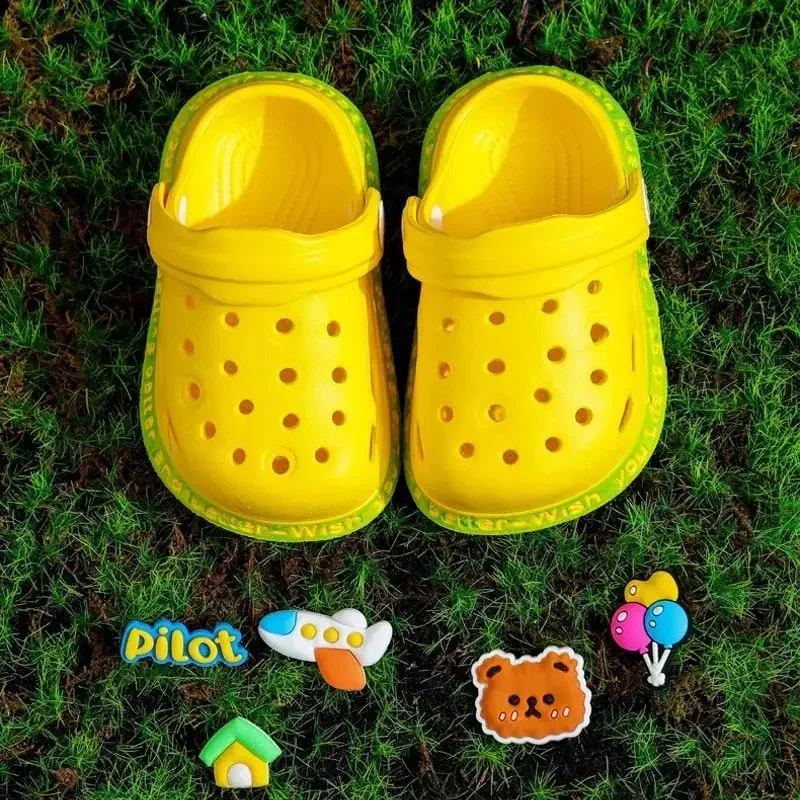 Summer sandals kids Mules Baby Boys Girls Cartoon baby Sandals Flat Heels Solid Cartoon Slippers Children\'s Garden Shoes