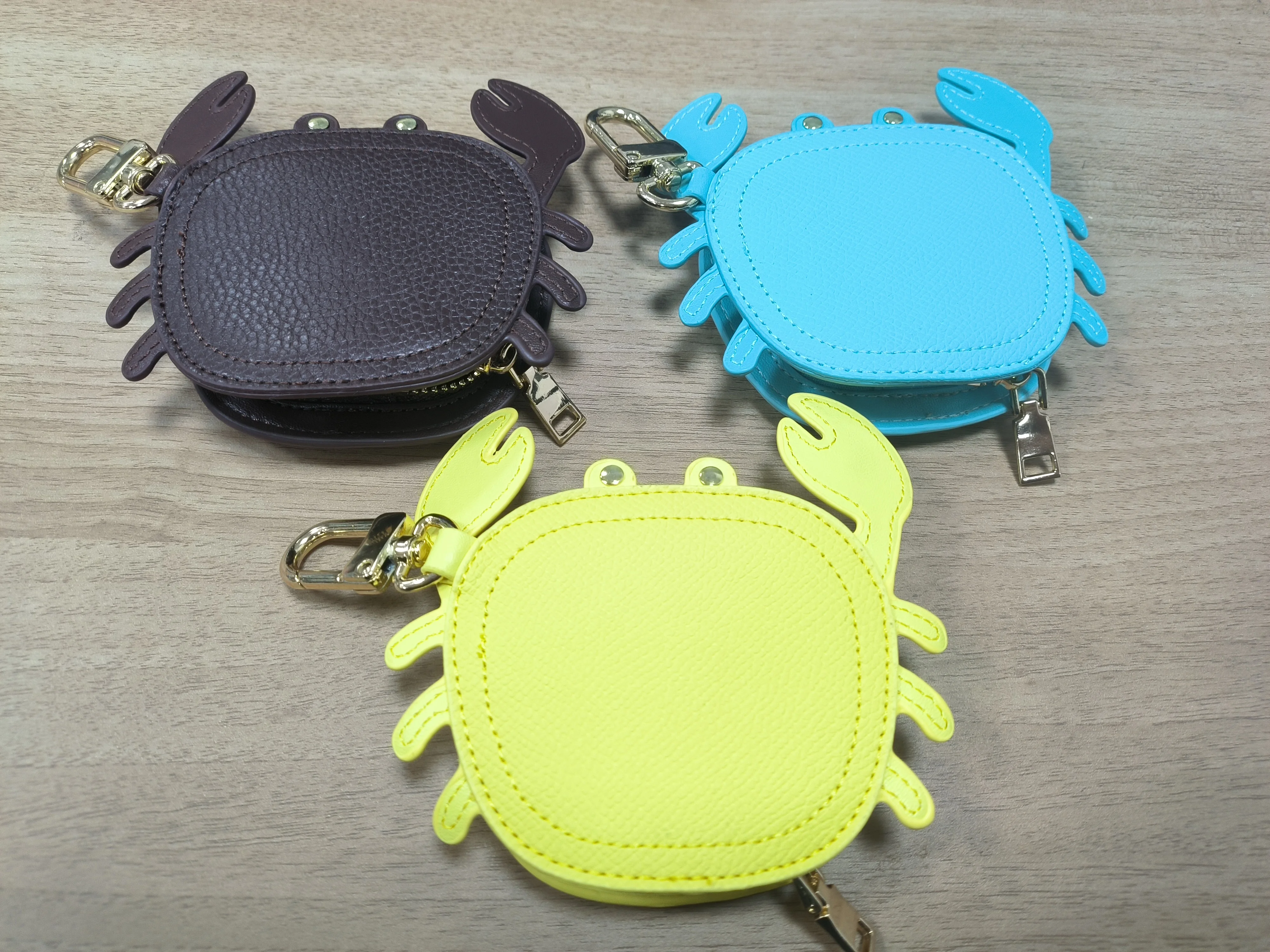 Krabben-Geldbörse, Mikrofaser-Leder, Mini-Geldbörse, Make-up-Kopfhörer-Aufbewahrungstasche, Schultasche zum Aufhängen, Anhänger, Handtasche, Charm-Zubehör – Detail 1
