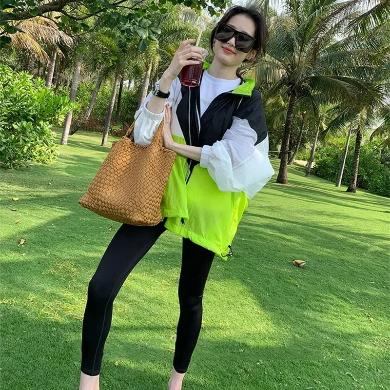 Odzież z filtrem przeciwsłonecznym damska lato 2025 nowa damska dopasowana kolorystycznie kurtka luźna odzież chroniąca przed słońcem płaszcz cienki płaszcz z kapturem