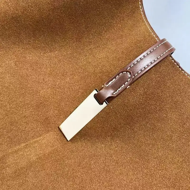 حقيبة يد جديدة، حقيبة كتف ذات سعة كبيرة، حقيبة عصرية تحت الإبط، حقيبة كتف كروس راقية للتنقل