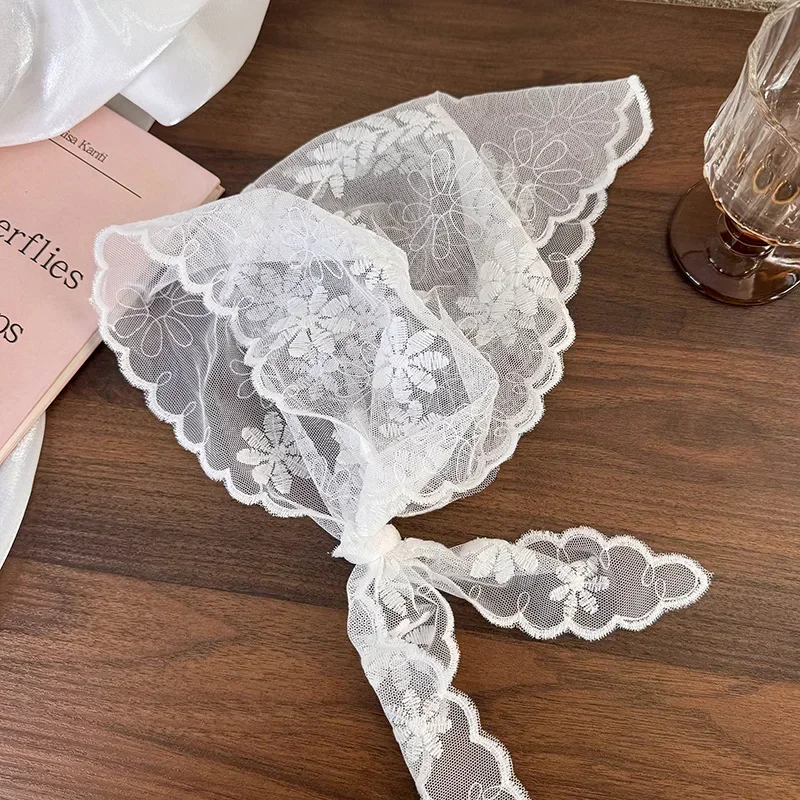 

Summer White Woven Floral Lace Hair Scarf Wraps Women Retro Triangle Headscarf Hat Travel Photo Headband Hair Accessories ins