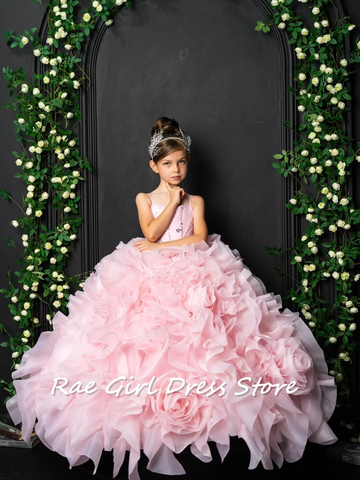 Pink Organza Flower Girl Dress Spaghetti Straps Rhinestone Bodice Giant 3D Ruffle Rose Ball Gown For Pageant Birthday Photoshoot