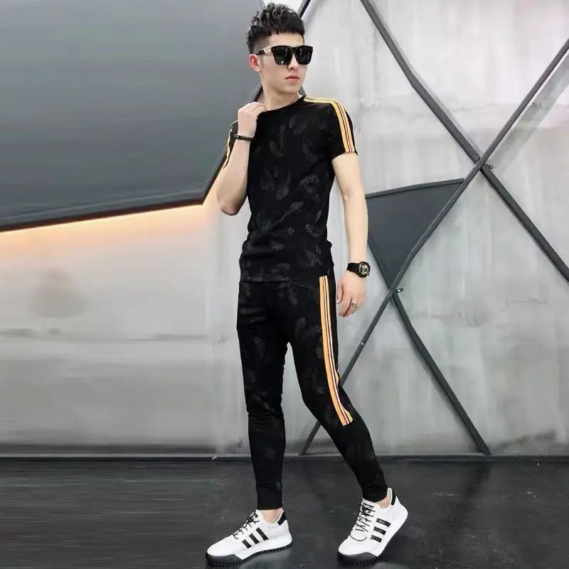 

Men's Sports Suit Spring and Summer New Yarn-dyed with Youth Fashion Casual Round Neck Short-sleeved T-shirt Trousers Two-piece